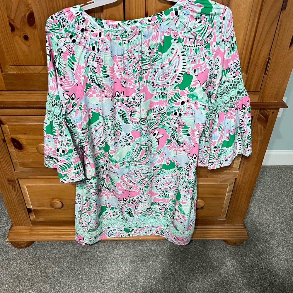 Women’s Crown & Ivy blouse - Picture 4 of 4